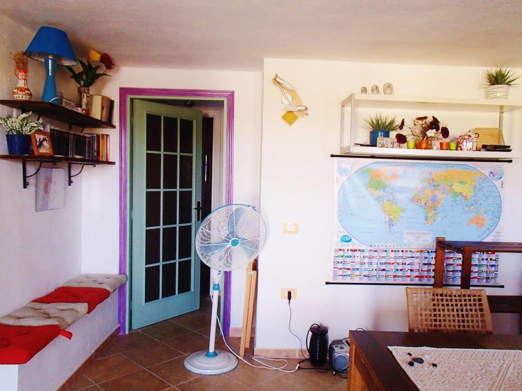 Eco Affittacamere Casa Maica Eco Guesthouse Stintino Exterior photo